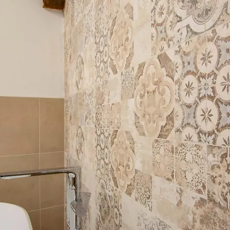 Apartment Casa Alice - Elegant In The Centre Of The
