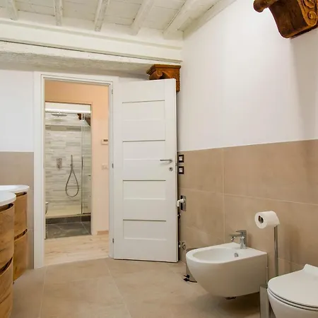 Apartment Casa Alice - Elegant In The Centre Of The *